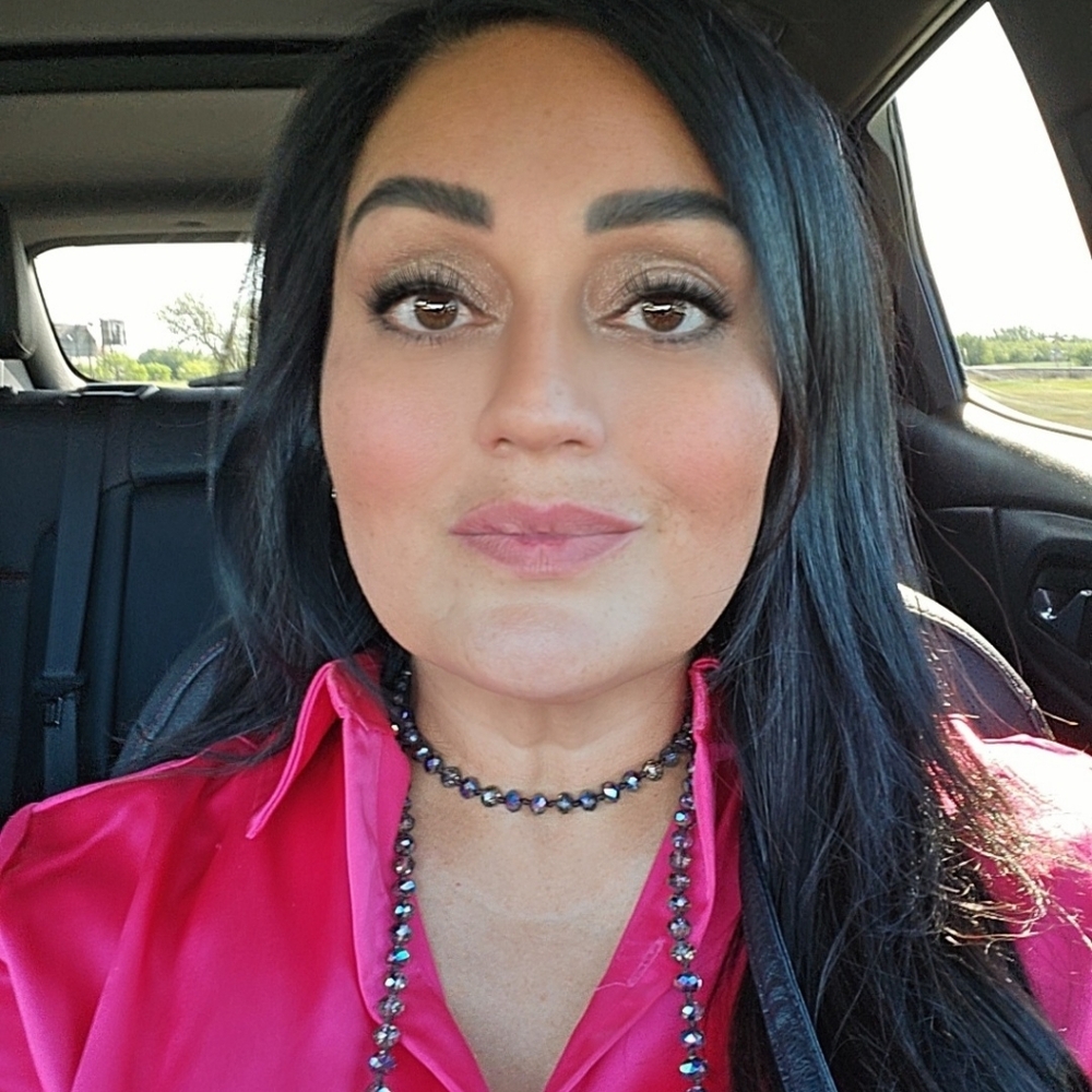 Meet your Posher, Rebecca